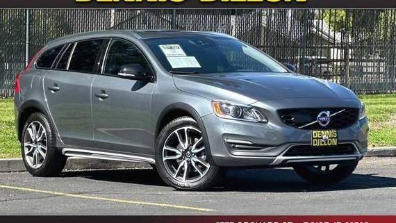 VOLVO V60CC 2016 YV4612HM4G1017430 image