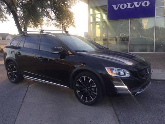 VOLVO V60CC 2016 YV4612HKXG1010755 image VOLVO V60CC 2016 YV4612HKXG1010755 image