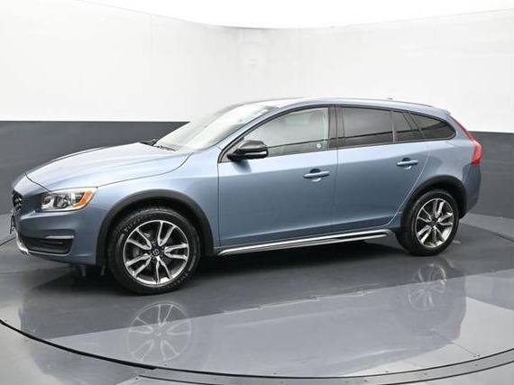 VOLVO V60CC 2018 YV440MWK3J2050153 image VOLVO V60CC 2018 YV440MWK3J2050153 image