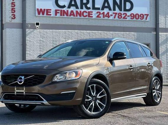 VOLVO V60CC 2018 YV440MWK4J2056334 image