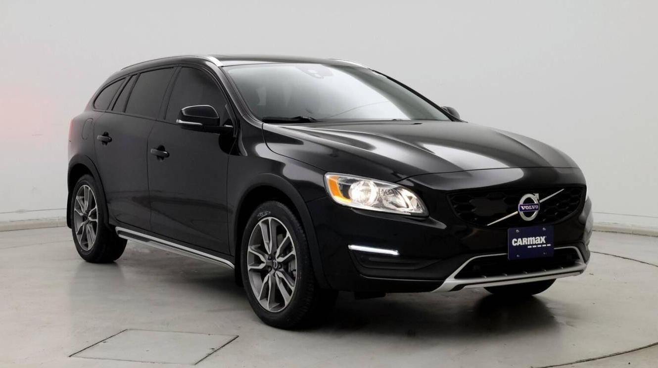 VOLVO V60CC 2018 YV440MWK3J2056423 image