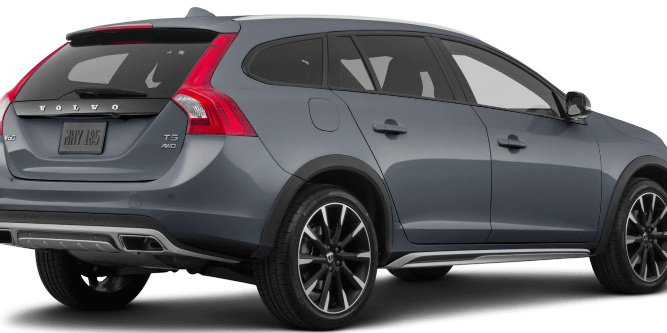 VOLVO V60CC 2018 YV440MWK2J2054842 image