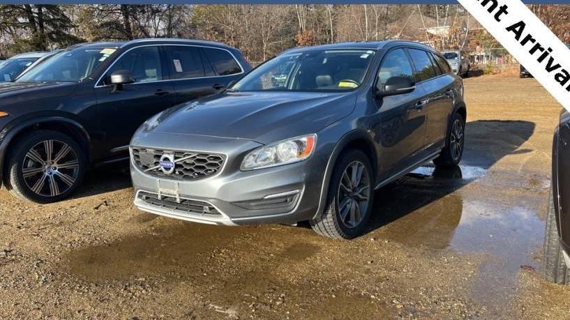 VOLVO V60CC 2018 YV440MWK4J2057094 image