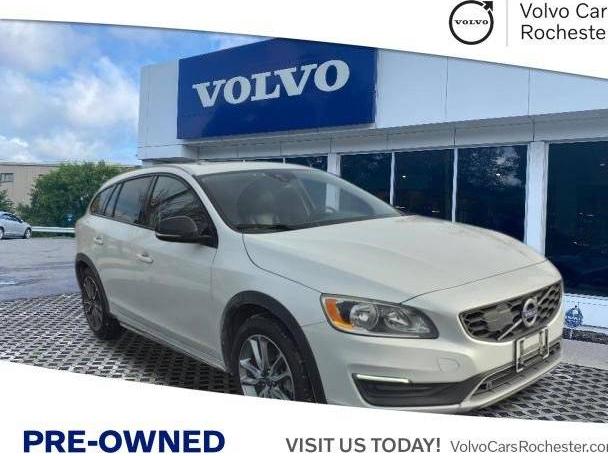 VOLVO V60CC 2017 YV440MWK2H1030265 image