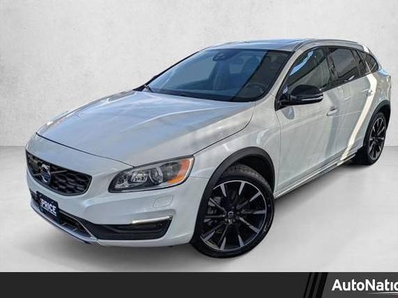 VOLVO V60CC 2017 YV440MWM7H1036449 image