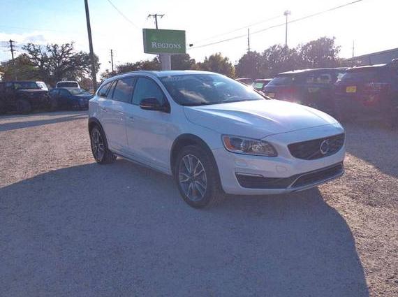 VOLVO V60CC 2017 YV440MWM4H1030799 image VOLVO V60CC 2017 YV440MWM4H1030799 image