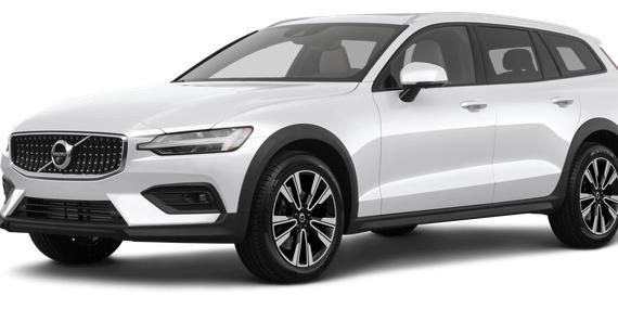 VOLVO V60CC 2024 YV4L12WY3R2140240 image