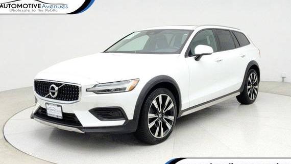 VOLVO V60CC 2020 YV4102WK4L1030994 image VOLVO V60CC 2020 YV4102WK4L1030994 image