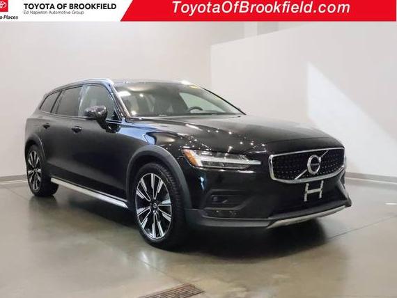 VOLVO V60CC 2020 YV4102WK6L1031158 image VOLVO V60CC 2020 YV4102WK6L1031158 image