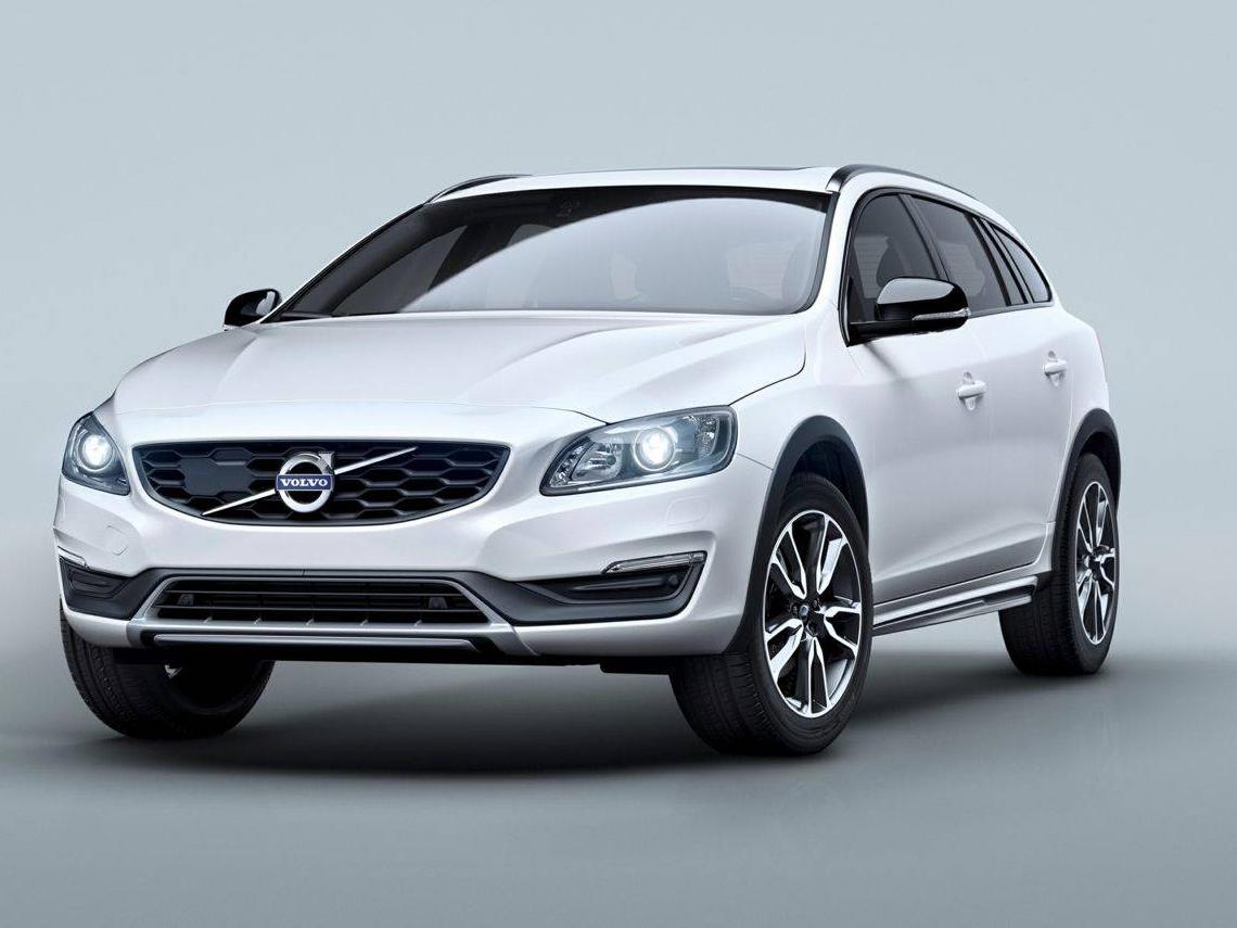 VOLVO V60CC 2015 YV4612HK4F1001225 image