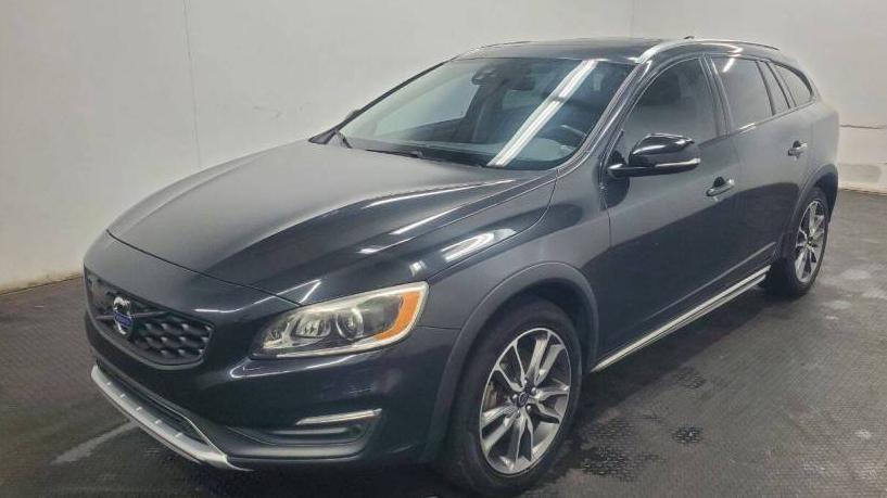 VOLVO V60CC 2015 YV4612HM2F1000074 image