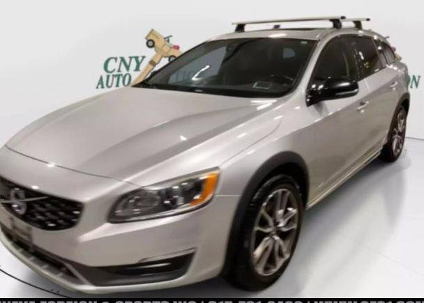 VOLVO V60CC 2015 YV4612HM5F1000117 image