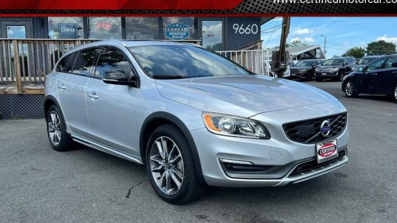 VOLVO V60CC 2015 YV4612HK7F1001302 image