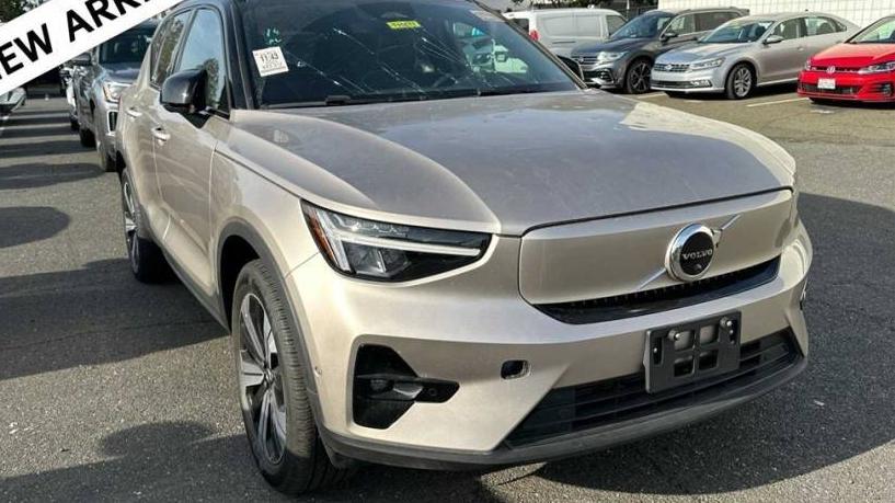 VOLVO XC40 2023 YV4ED3UL0P2103818 image