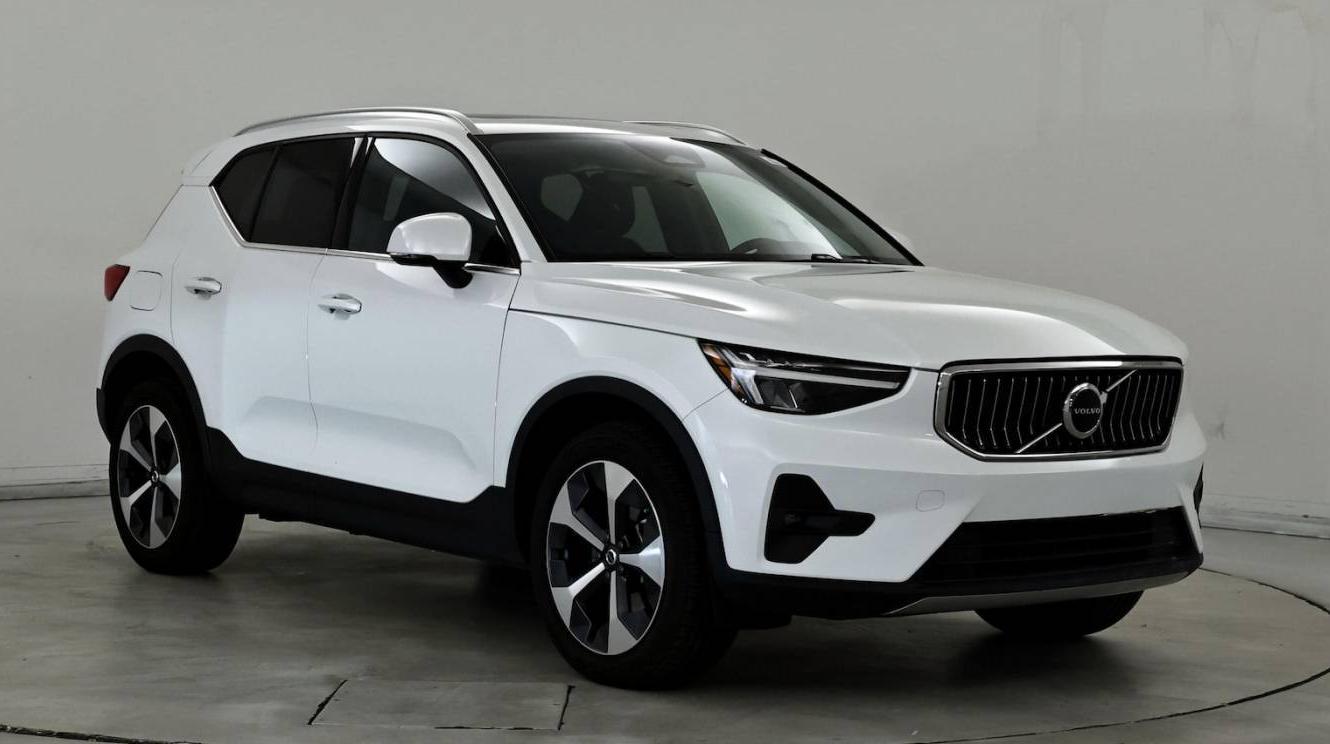 VOLVO XC40 2023 YV4L12UN3P2101301 image