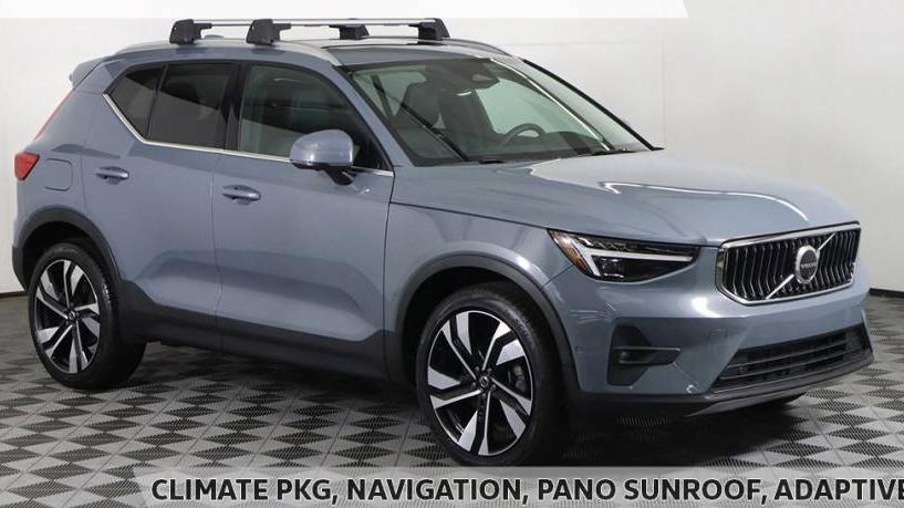 VOLVO XC40 2023 YV4L12UA8P2067725 image