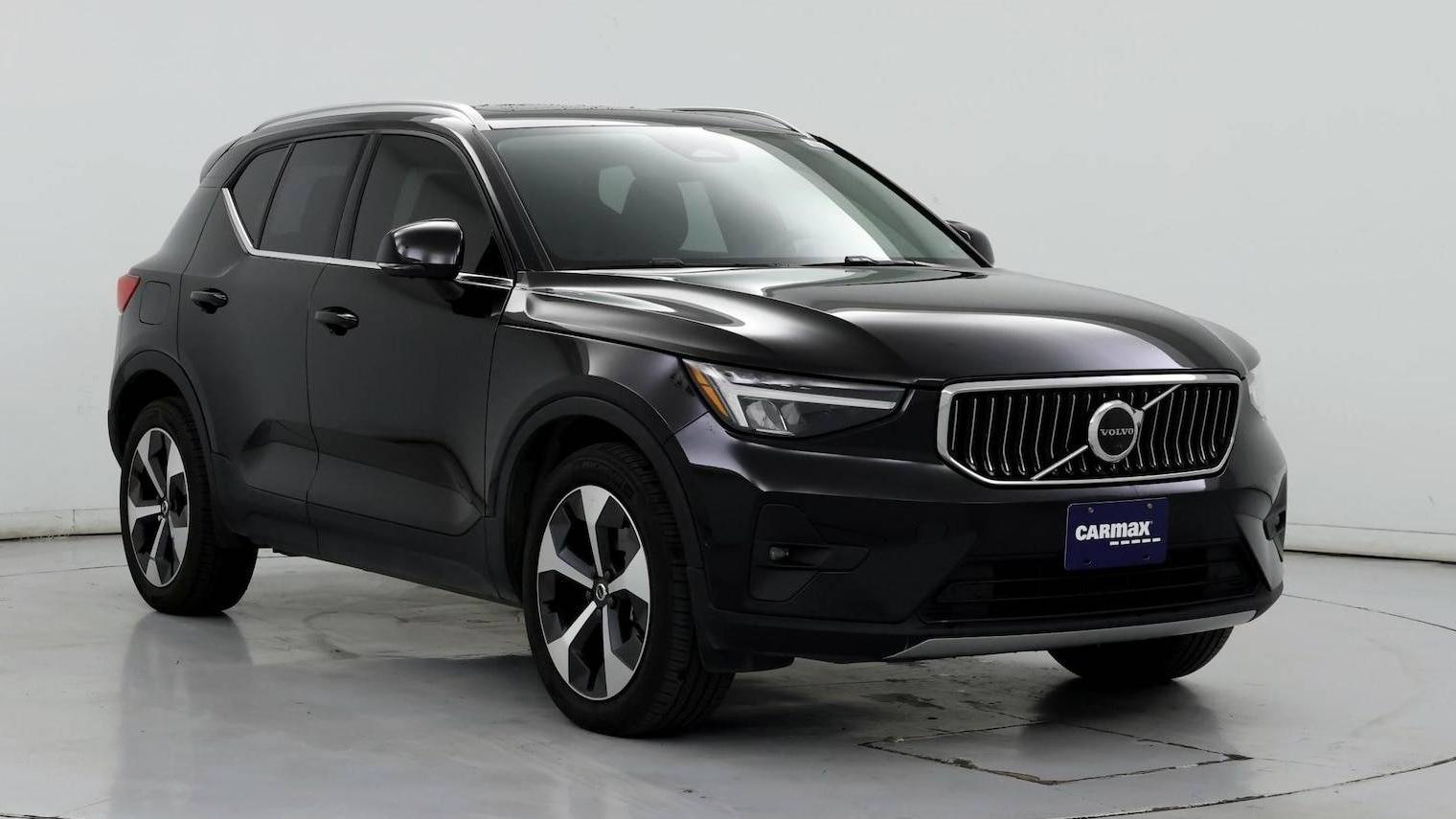 VOLVO XC40 2023 YV4L12UN7P2970922 image