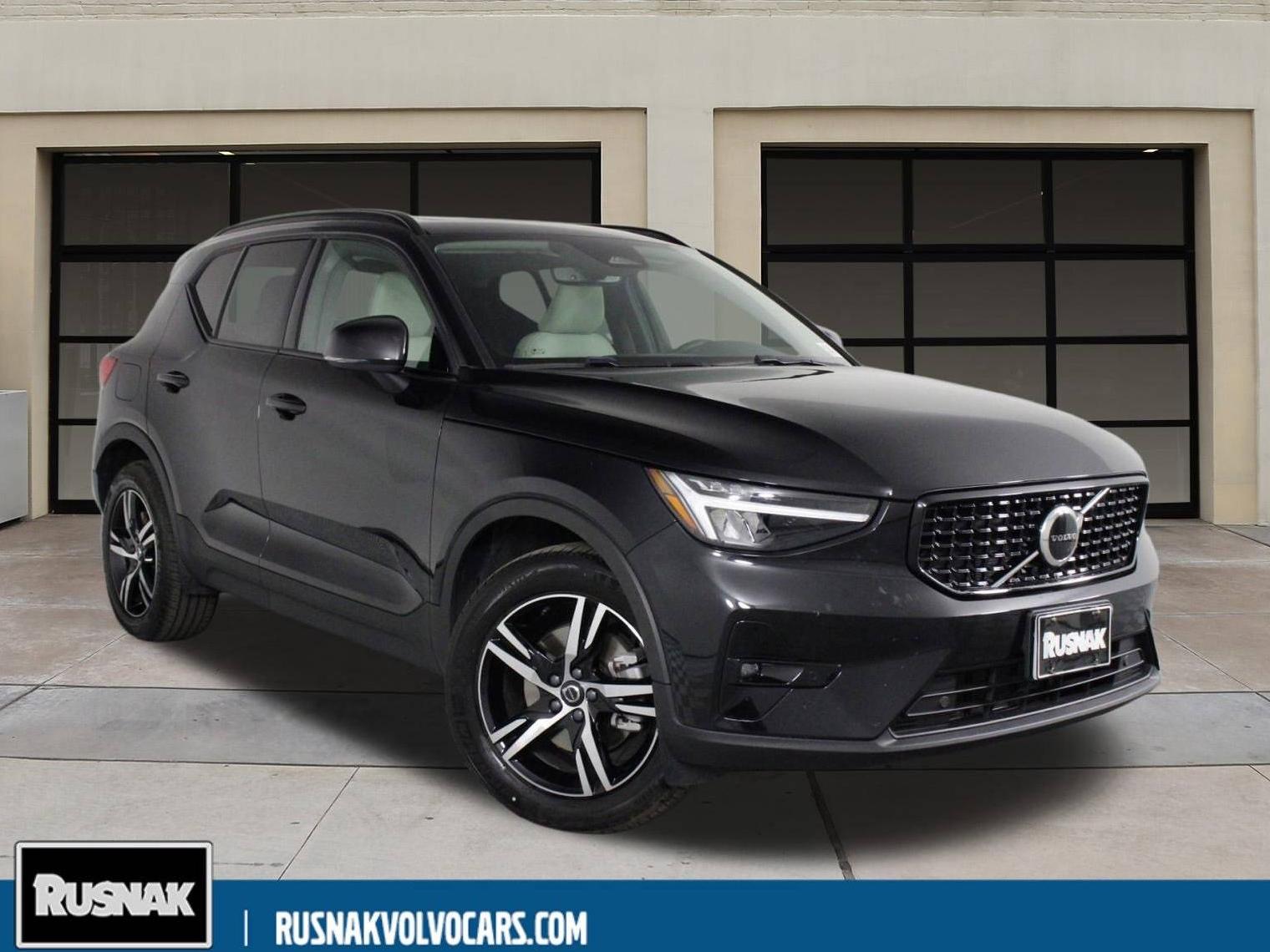 VOLVO XC40 2023 YV4L12ULXP2071311 image