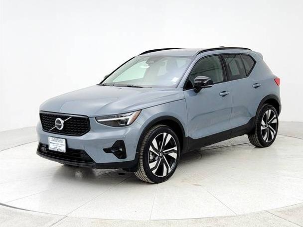 VOLVO XC40 2023 YV4L12UX0P2075614 image