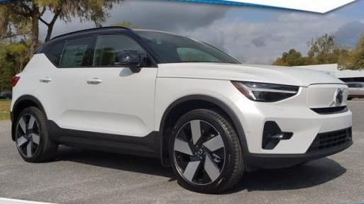 VOLVO XC40 2023 YV4ED3UM5P2046301 image