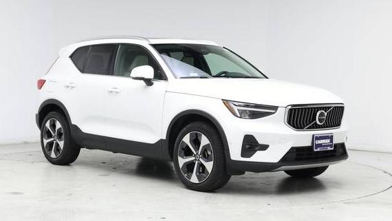 VOLVO XC40 2023 YV4L12UN5P2914137 image