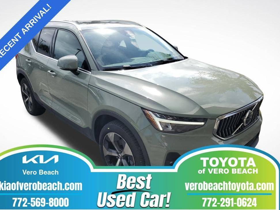 VOLVO XC40 2023 YV4L12UN6P2913918 image