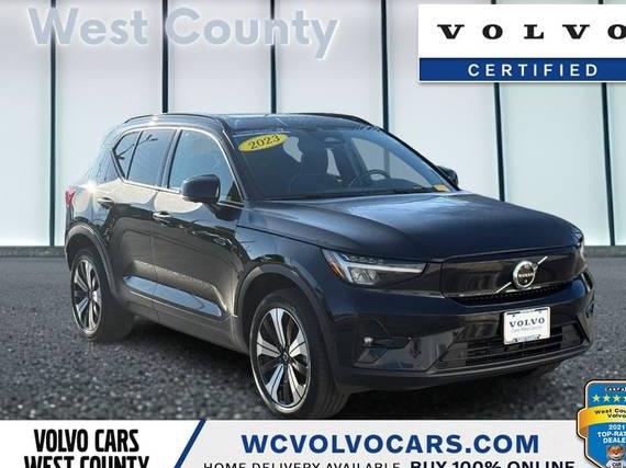 VOLVO XC40 2023 YV4ED3UL2P2992718 image