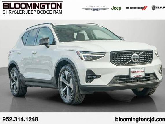 VOLVO XC40 2023 YV4L12UW8P2915128 image VOLVO XC40 2023 YV4L12UW8P2915128 image