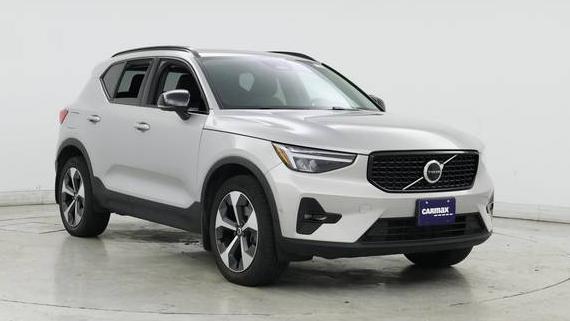 VOLVO XC40 2023 YV4L12UW3P2066316 image VOLVO XC40 2023 YV4L12UW3P2066316 image