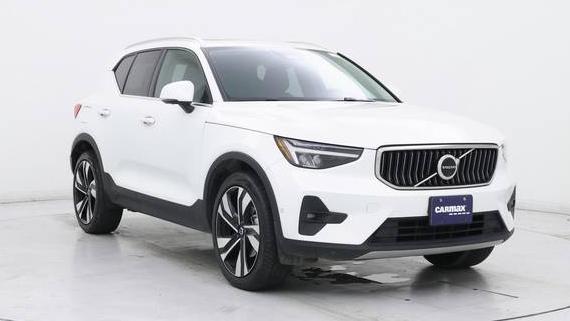 VOLVO XC40 2023 YV4L12UN8P2103187 image