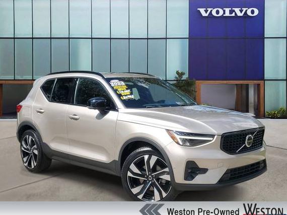 VOLVO XC40 2023 YV4L12UX5P2083000 image