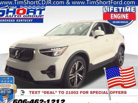 VOLVO XC40 2023 YV4L12UN0P2038108 image