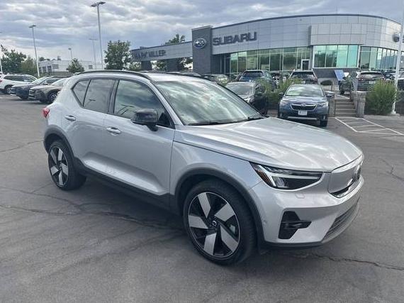 VOLVO XC40 2023 YV4ED3UM6P2002761 image
