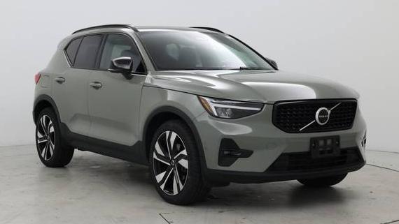 VOLVO XC40 2023 YV4L12UW9P2965665 image VOLVO XC40 2023 YV4L12UW9P2965665 image