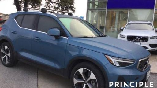 VOLVO XC40 2023 YV4L12UN3P2948691 image