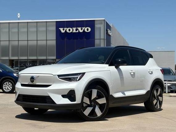 VOLVO XC40 2023 YV4ED3UMXP2985931 image