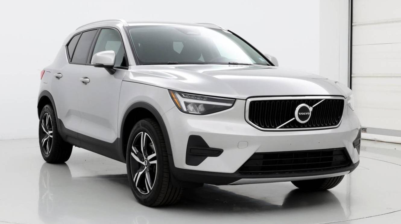 VOLVO XC40 2023 YV4L12UV2P2980385 image