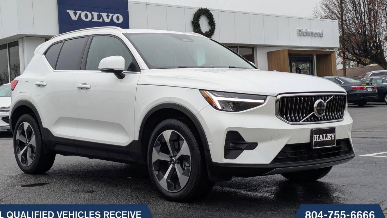 VOLVO XC40 2023 YV4L12UN2P2067500 image