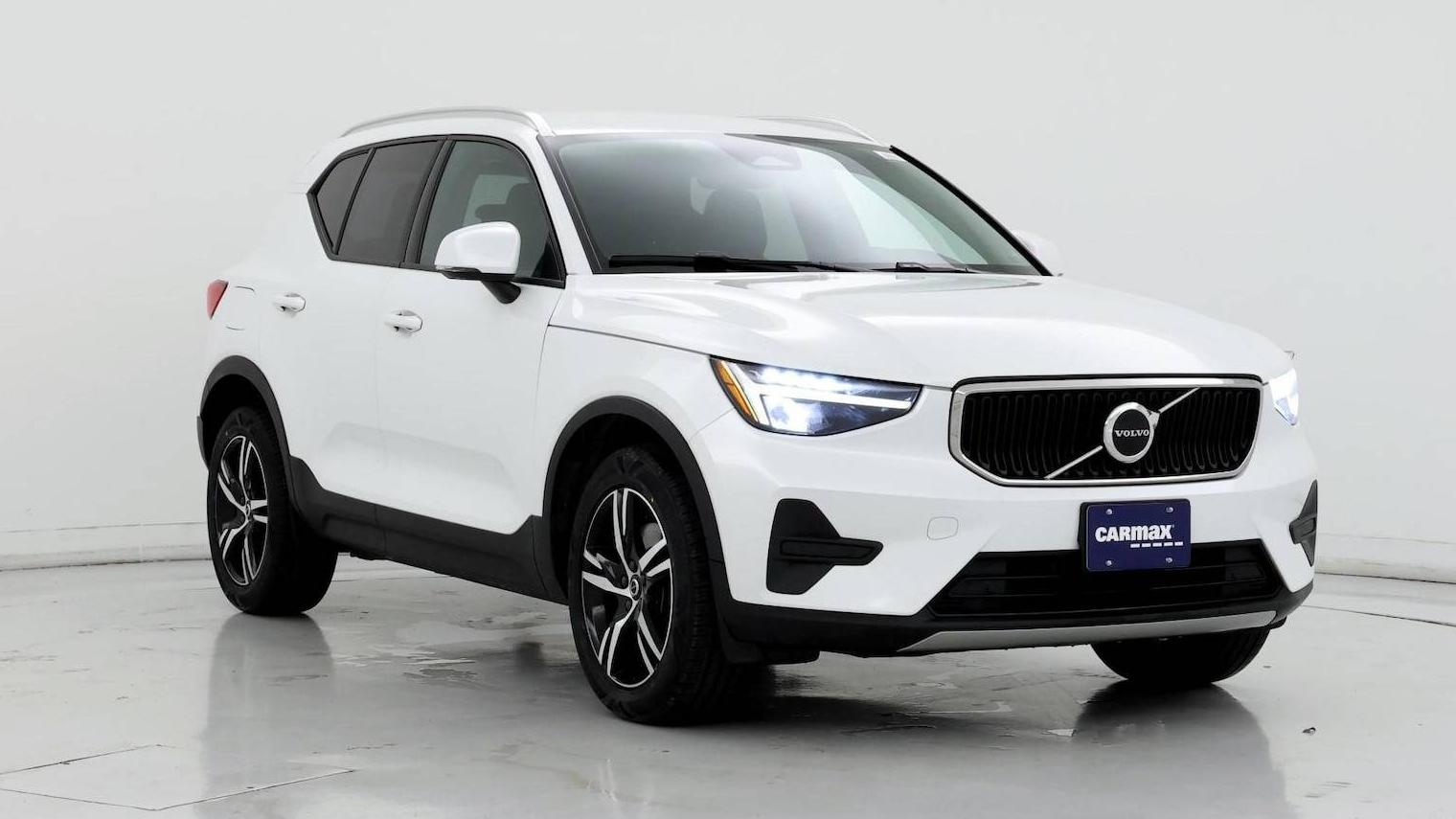 VOLVO XC40 2023 YV4L12UVXP2945819 image