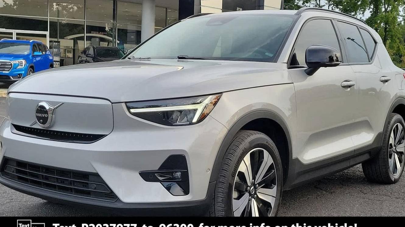 VOLVO XC40 2023 YV4ED3UL7P2037977 image