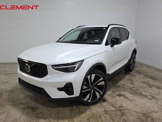 VOLVO XC40 2023 YV4L12UXXP2039087 image VOLVO XC40 2023 YV4L12UXXP2039087 image