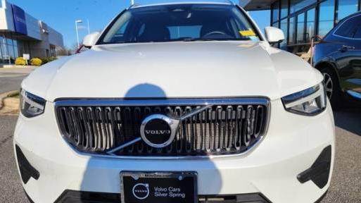 VOLVO XC40 2023 YV4L12UV1P2951086 image