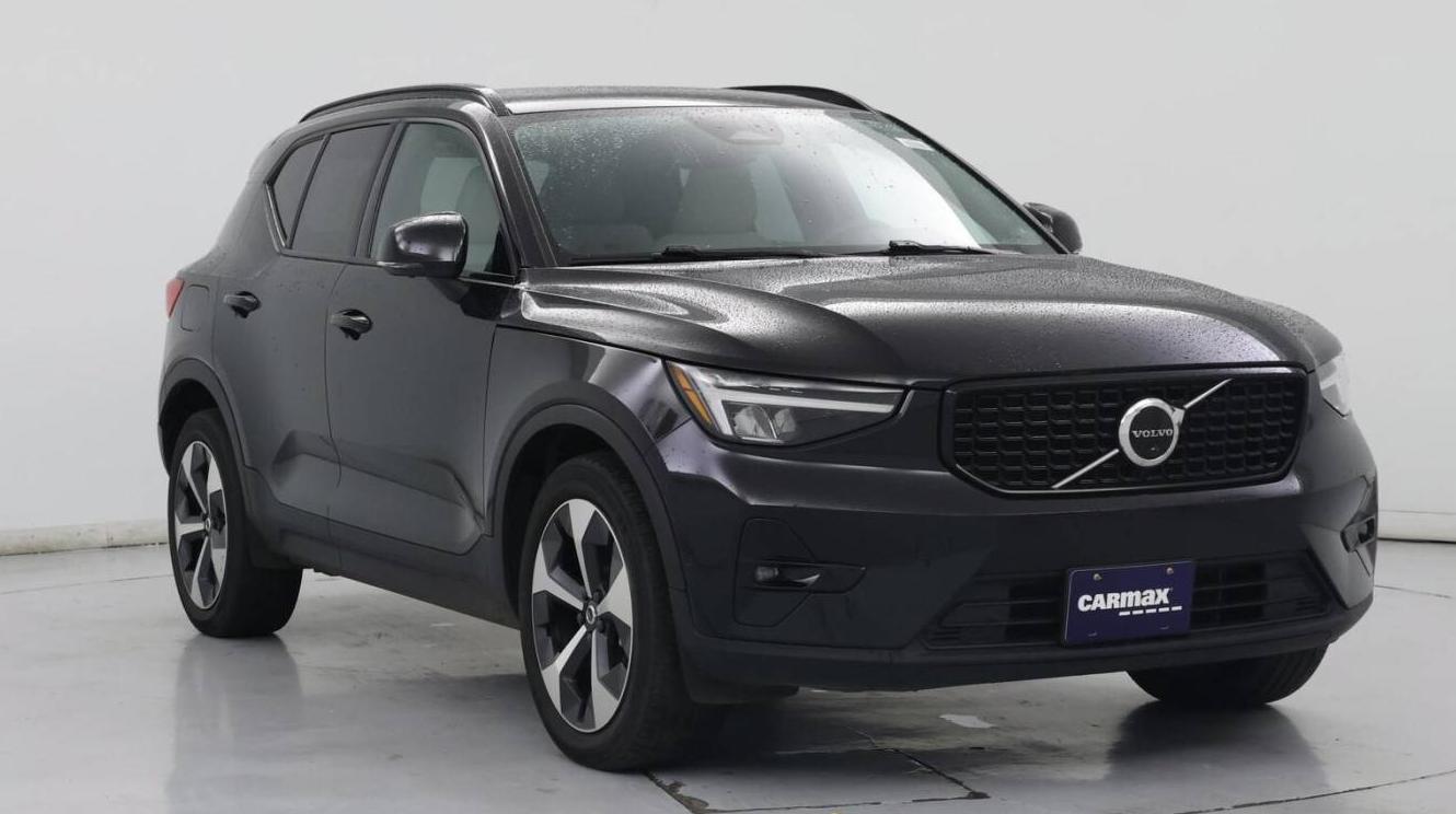 VOLVO XC40 2023 YV4K92HM4P2039297 image