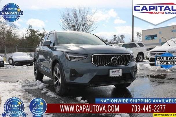 VOLVO XC40 2023 YV4L12UNXP2911394 image