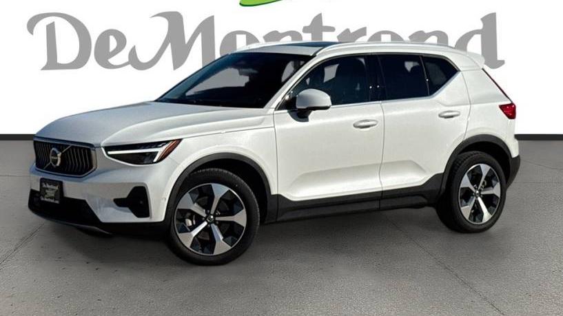 VOLVO XC40 2023 YV4L12UN2P2031161 image