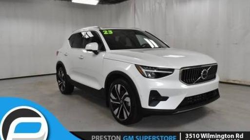 VOLVO XC40 2023 YV4L12UN4P2988987 image