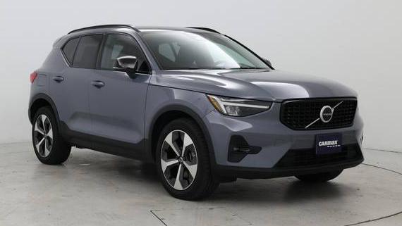 VOLVO XC40 2023 YV4L12UW8P2943219 image VOLVO XC40 2023 YV4L12UW8P2943219 image