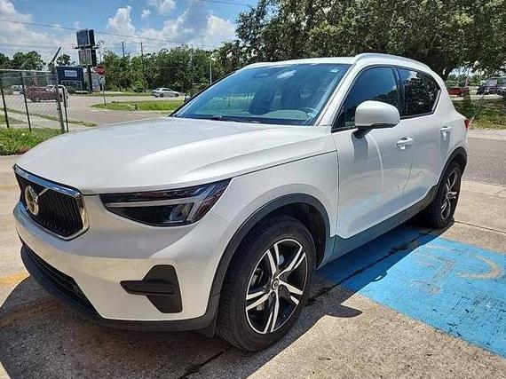 VOLVO XC40 2023 YV4L12UK8P2964794 image