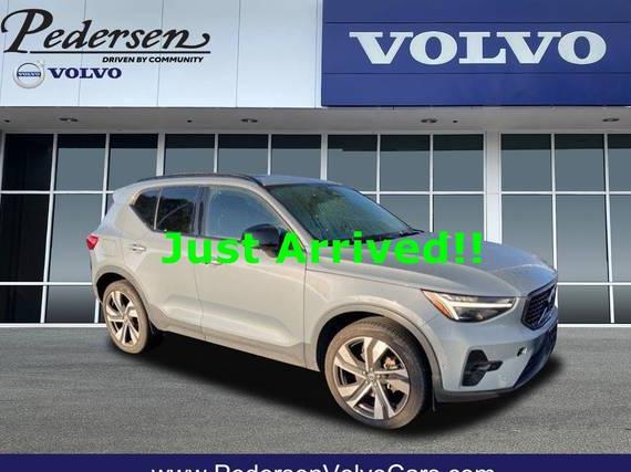 VOLVO XC40 2023 YV4L12UXXP2000600 image VOLVO XC40 2023 YV4L12UXXP2000600 image