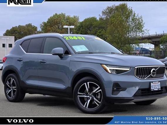 VOLVO XC40 2023 YV4L12UE0P2040246 image VOLVO XC40 2023 YV4L12UE0P2040246 image